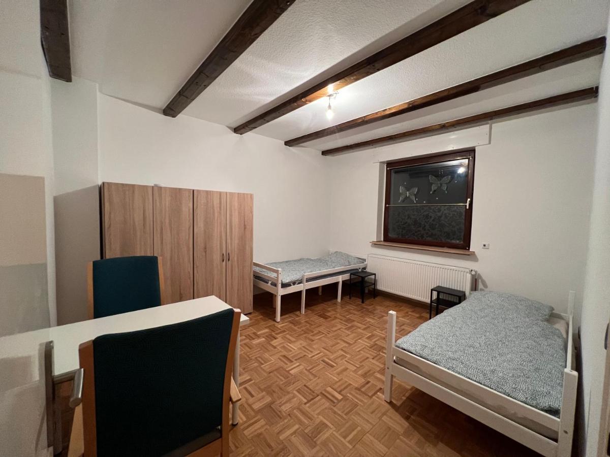 Apartamento Flughafennahe zentrale voll möblierte Wohlfühlatmosphäre Erdgeschoss Duisburg Exterior foto