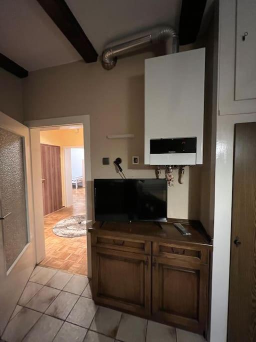 Apartamento Flughafennahe zentrale voll möblierte Wohlfühlatmosphäre Erdgeschoss Duisburg Exterior foto
